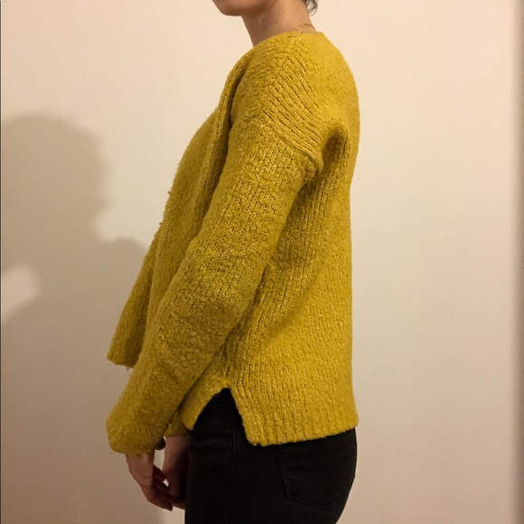 Mustard cozy sweater - Picture 10 of 12